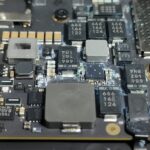 Macbook Air Ketumpahan Air? Mungkin Ada Solusinya?